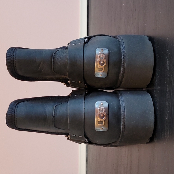 NWOB UGG black Glen boots - Picture 4 of 6